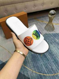 Picture of LV Slippers _SKU552983135721145